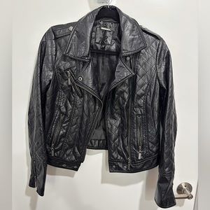 Black faux leather / leather quilted moto jacket size small